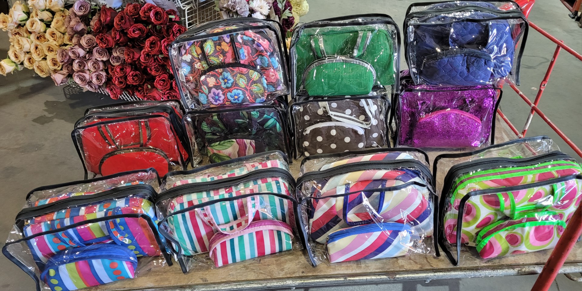 CONJUNTO BOLSA ASEO 9058000